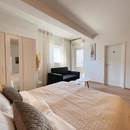 Caramel Comforts In Stinjan Only 800 Meters From The Beach Pula Exteriér fotografie